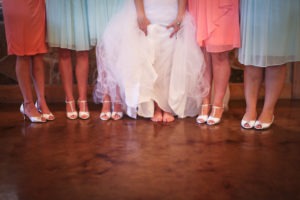 Barefoot Bride via Sprittibee Photography