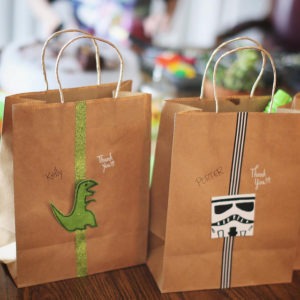 Dinosaur and Star Wars Themed Party Favor Gift Bags by @sprittibee