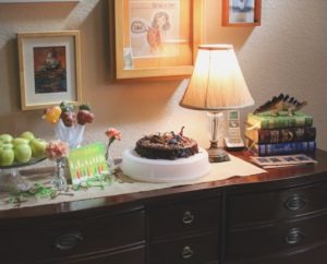 Dinosaur Cake Table by @Sprittibee